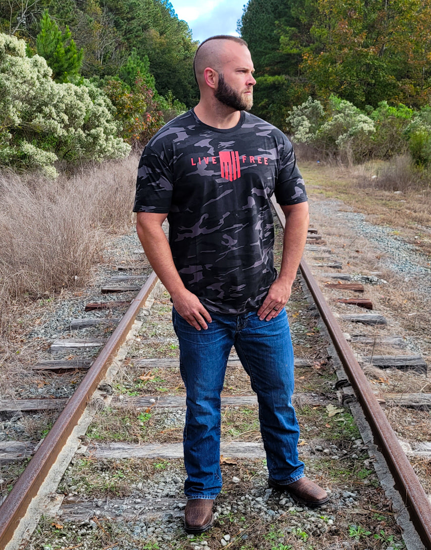 LIVE FREE BLACK CAMO MEN'S TEE