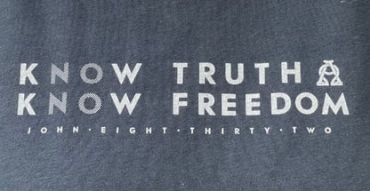 'KNOW TRUTH' CURVED HEM LADIES TEE