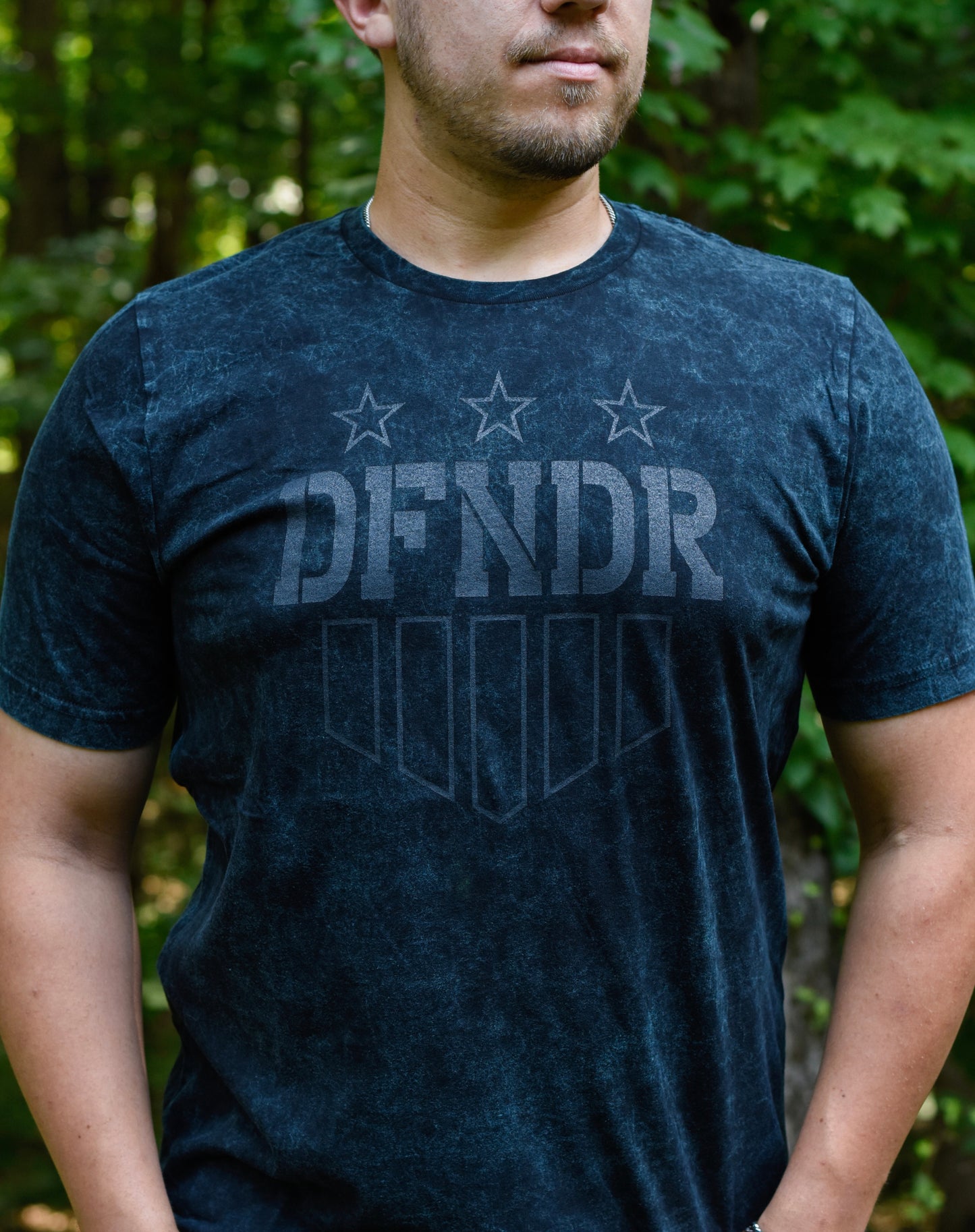 DFNDR SHIELD SIGNATURE MENS TEE